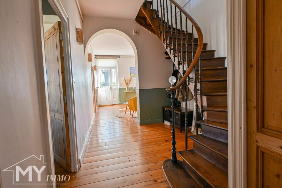 Maison à vendre à Saint-Méard-de-Gurçon — Vue montagne — photo 8