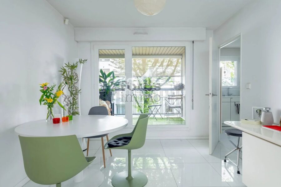 Appartement à vendre à Paris 20e arrondissement — Vue sur la ville — photo 23