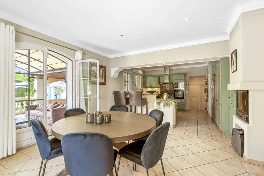 Maison à vendre à Draguignan — Vue parc & jardin — photo 12
