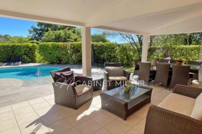 Maison à vendre à Roquefort-les-Pins