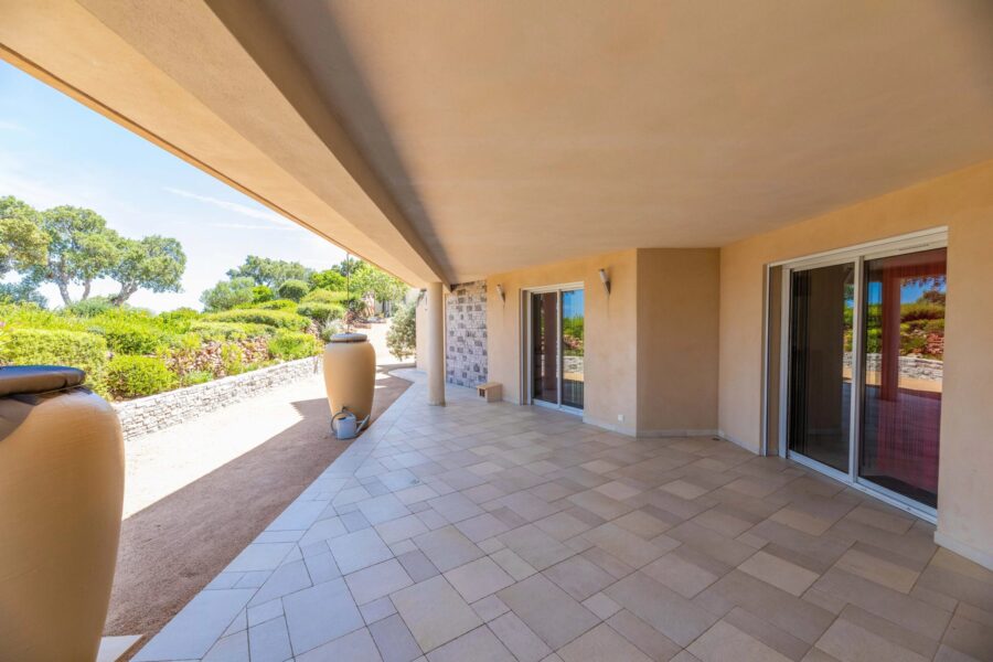 Maison à vendre à Sainte-Lucie-de-Porto-Vecchio — Vue mer — photo 28