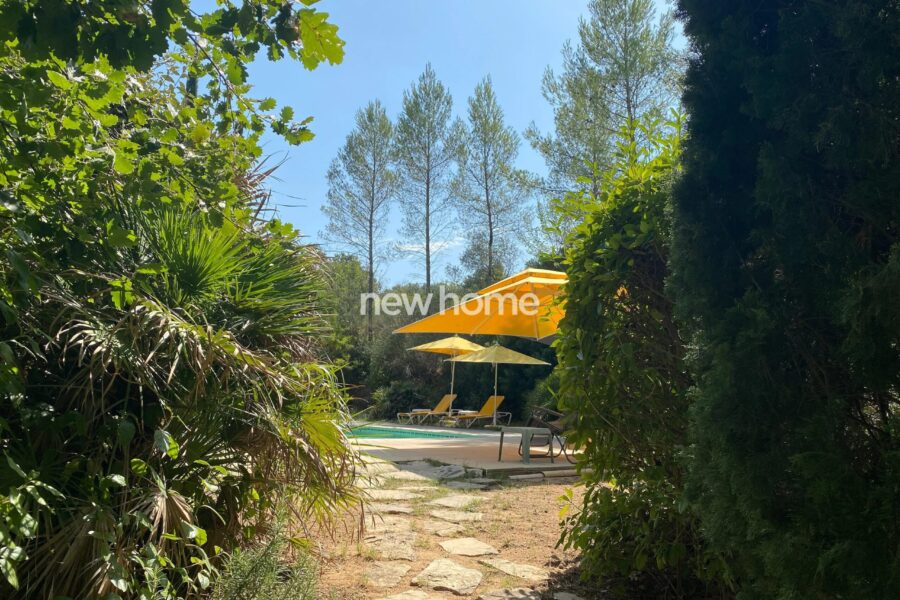 Maison à vendre à Lorgues — Vue parc & jardin — photo 9