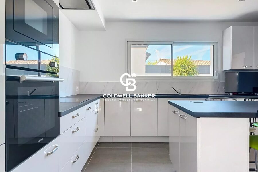 Maison à vendre à Talmont-Saint-Hilaire — Vue parc & jardin — photo 5