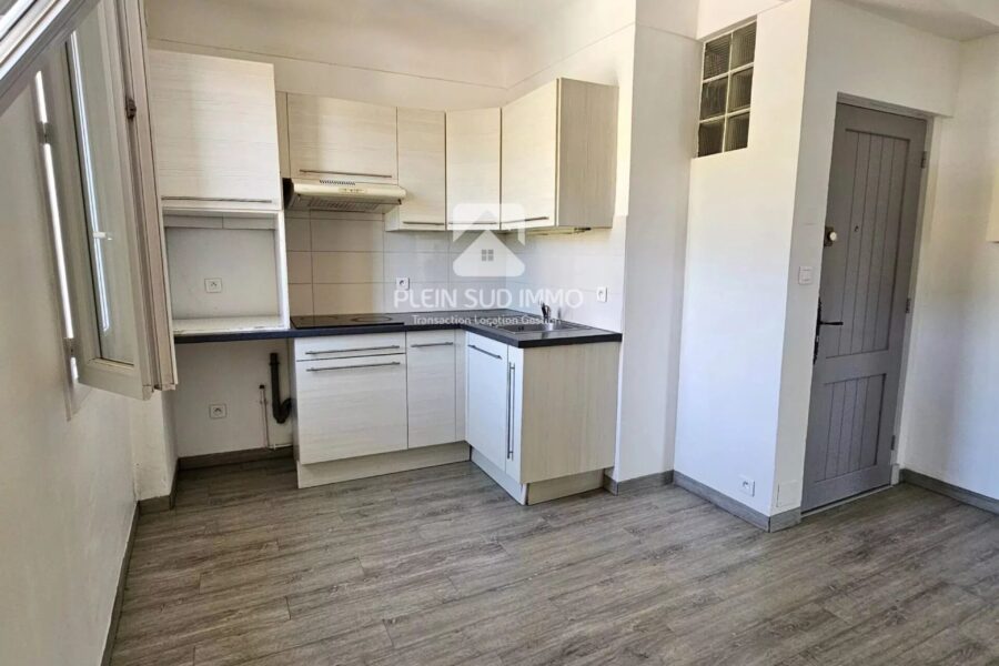 Appartement à vendre à Grasse — Vue montagne — photo 5