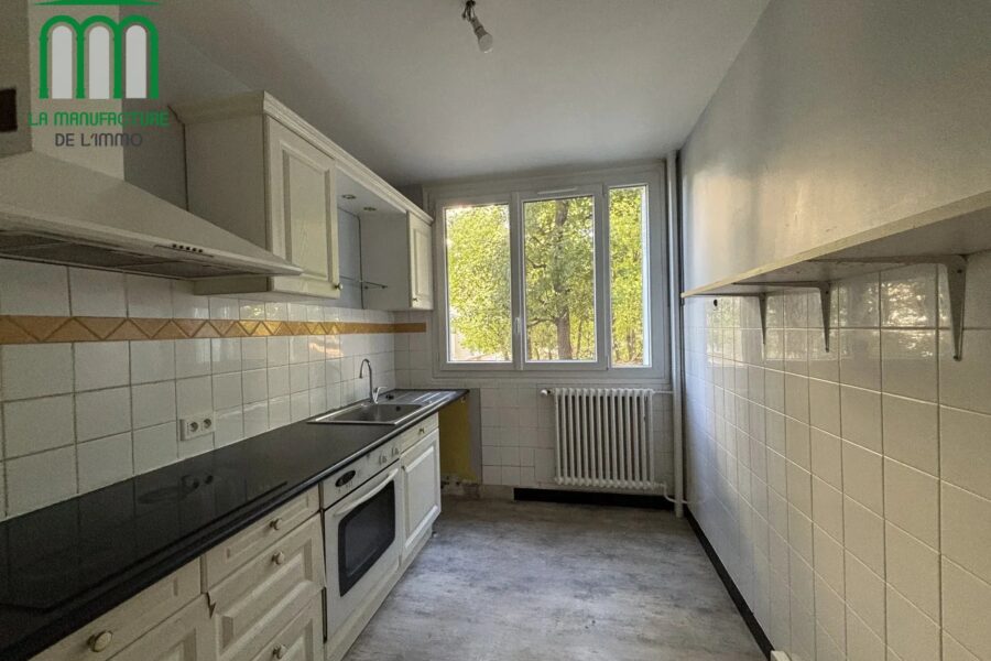 Appartement à vendre à Saint-Étienne — Vue nature — photo 13