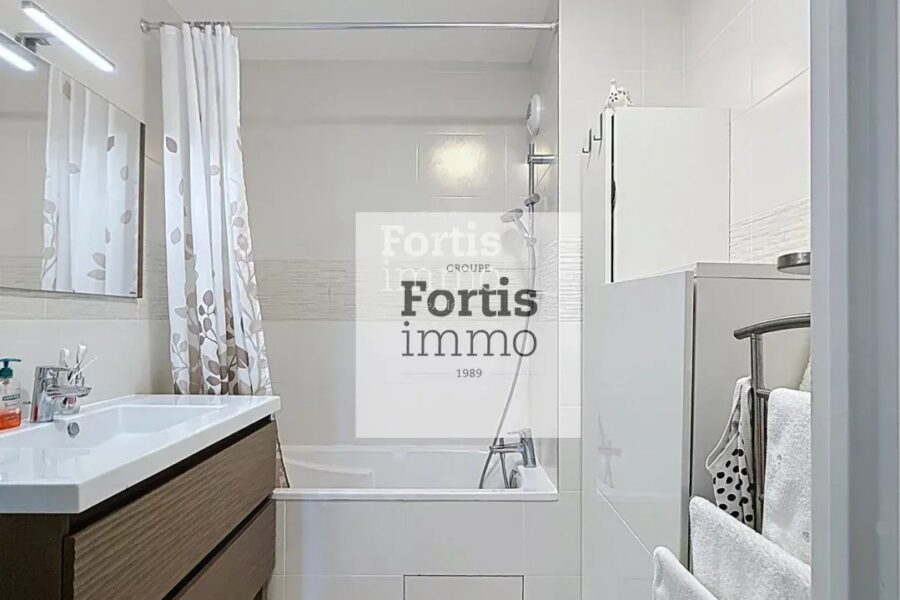 Appartement à vendre à Paris 13e arrondissement — Vue sur la ville — photo 11