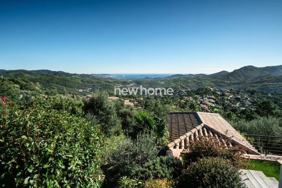 Maison à vendre à Les Adrets-de-l&rsquo;Estérel — Vue mer — photo 19