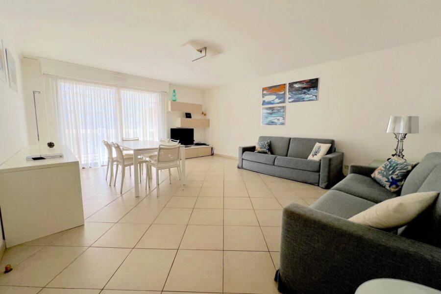 Appartement à vendre à Villeneuve-Loubet — Vue mer — photo 3