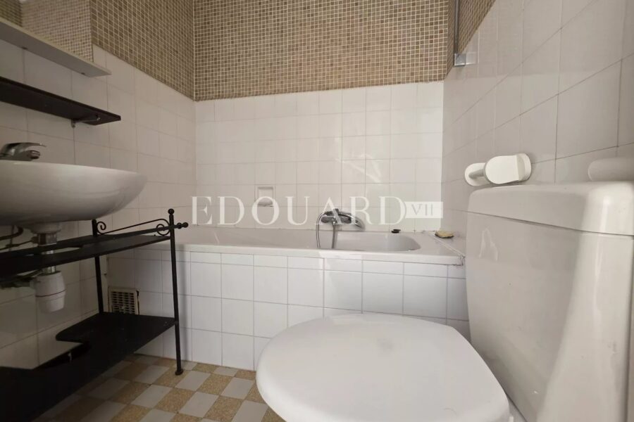 Appartement à vendre à Roquebrune-Cap-Martin — Vue montagne — photo 12