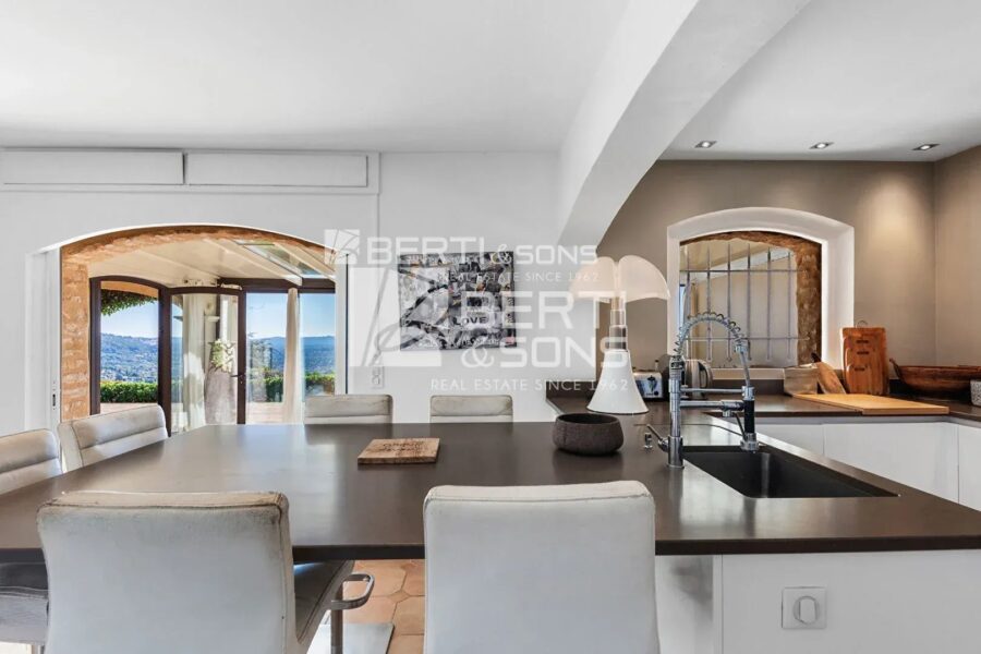 Maison à vendre à Le Tignet — Vue mer — photo 7