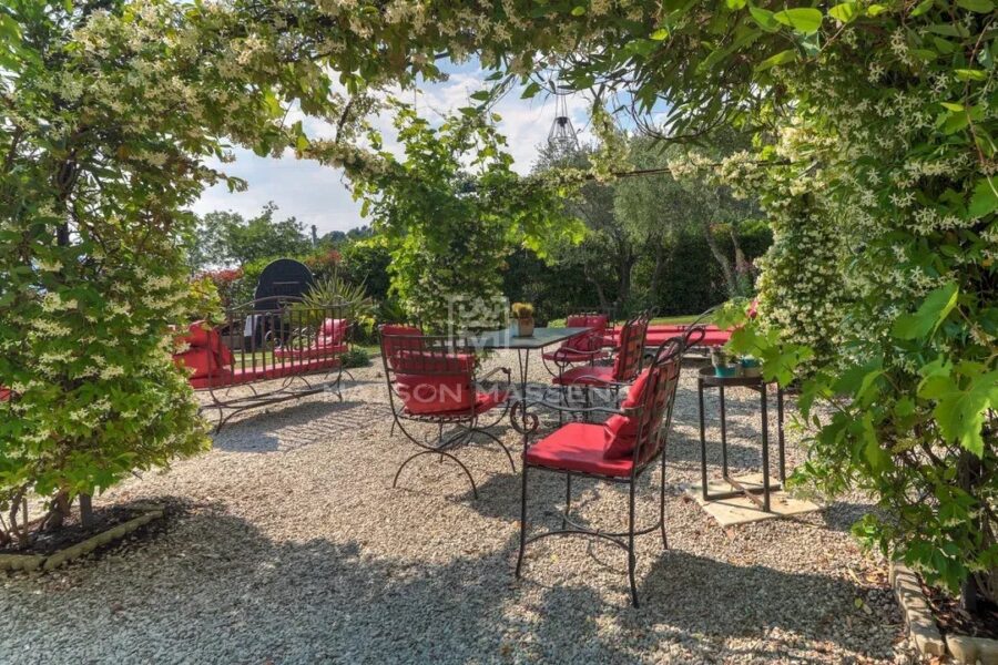 Maison à vendre à La Roquette-sur-Var — Vue montagne — photo 13