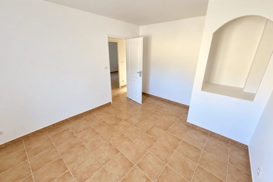 Maison à vendre à Saint-Sylvestre — Vue montagne — photo 8
