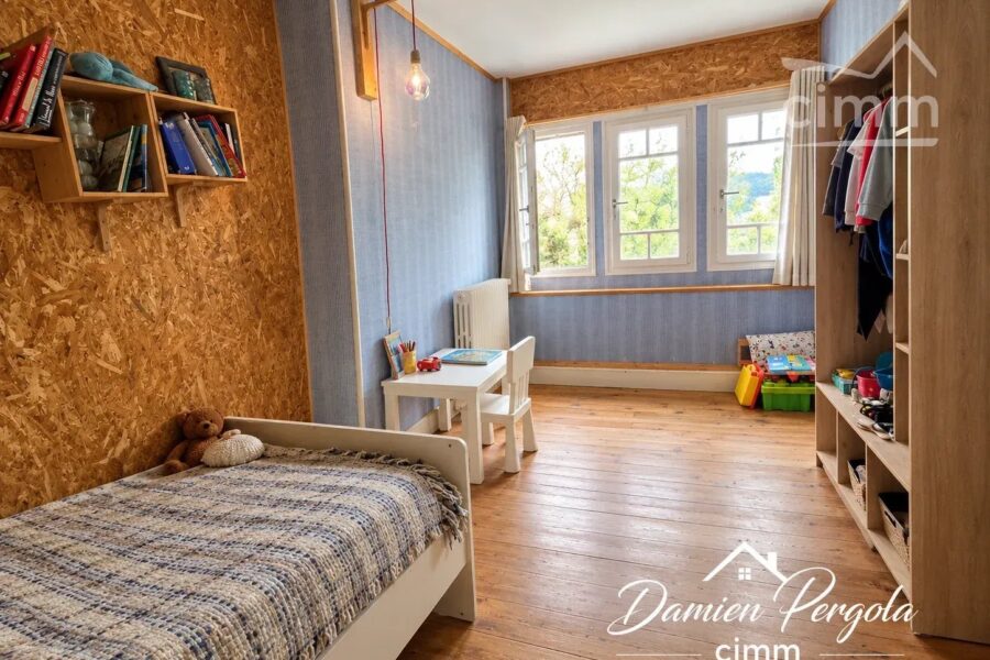 Maison à vendre à Terrasson-Lavilledieu — Vue parc & jardin — photo 12