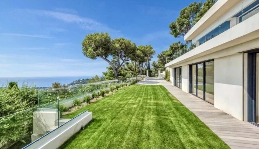 Maison à vendre à Roquebrune-Cap-Martin — Vue mer — photo 1