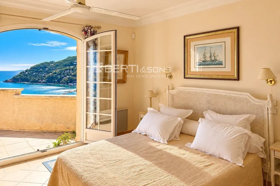 Maison à vendre à Théoule-sur-Mer — Vue mer — photo 9