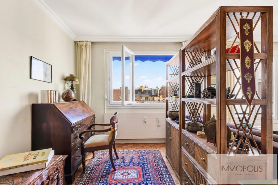 Appartement à vendre à Paris 15e arrondissement — Vue sur la ville — photo 7