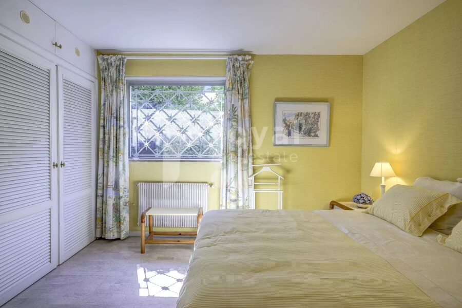 Maison à vendre à Biot — Vue montagne — photo 24