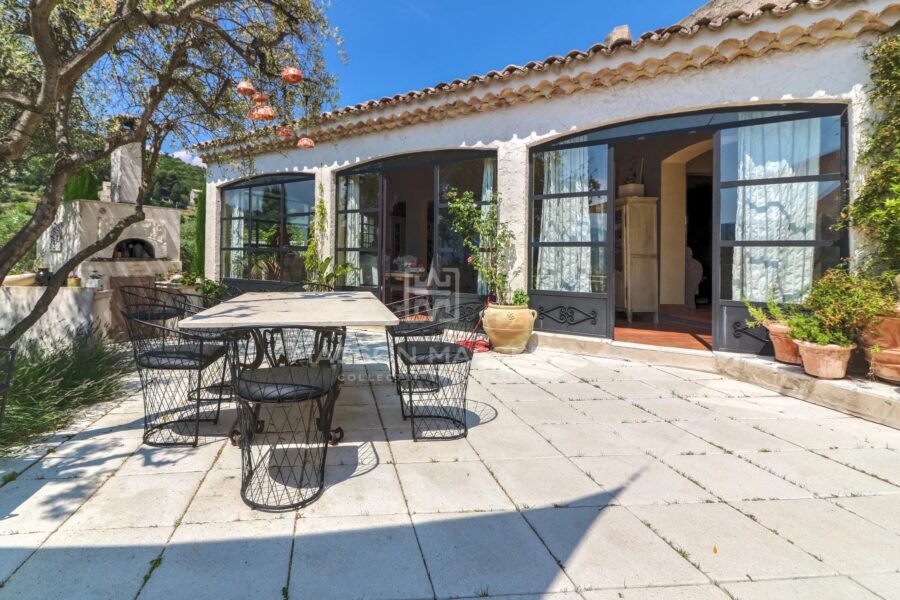 Maison à vendre à La Roquette-sur-Var — Vue montagne — photo 9