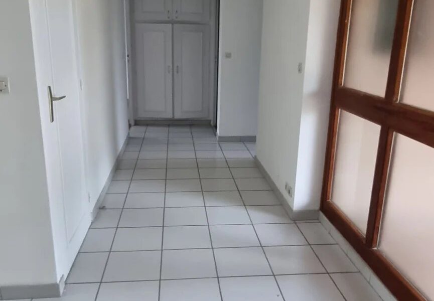 Appartement à vendre à Ballainvilliers — Vue parc & jardin — photo 4