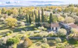Maison à vendre à Saint-Paul-en-Forêt — Vue montagne — photo 13