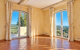 Maison à vendre à La Colle-sur-Loup — Vue mer — photo 8