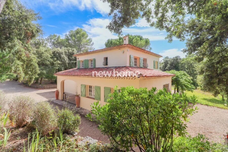 Maison à vendre à Montauroux — Vue montagne — photo 6