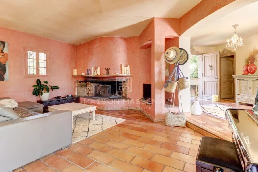 Maison à vendre à La Roquette-sur-Var — Vue montagne — photo 29