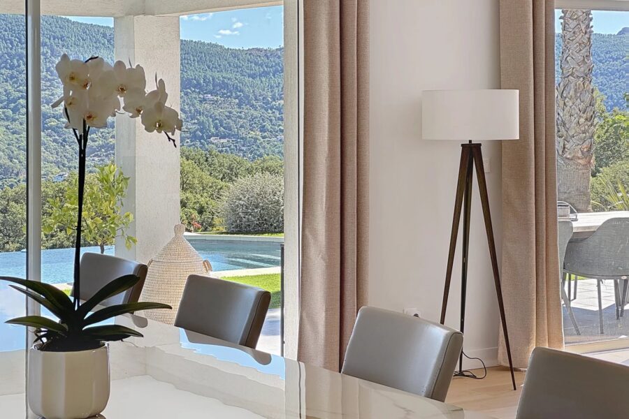 Maison à vendre à Les Adrets-de-l&rsquo;Estérel — Vue montagne — photo 11