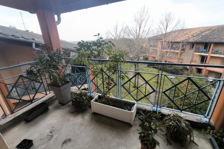 Appartement à louer à L&rsquo;Union — Vue dégagée — photo 1
