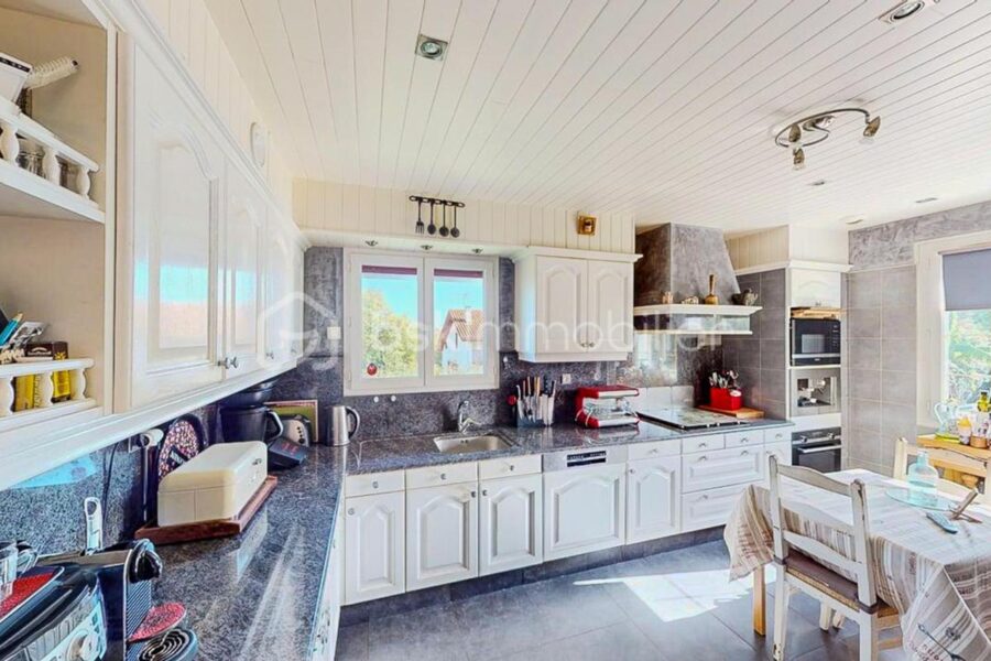 Maison à vendre à Espelette — Vue montagne — photo 6