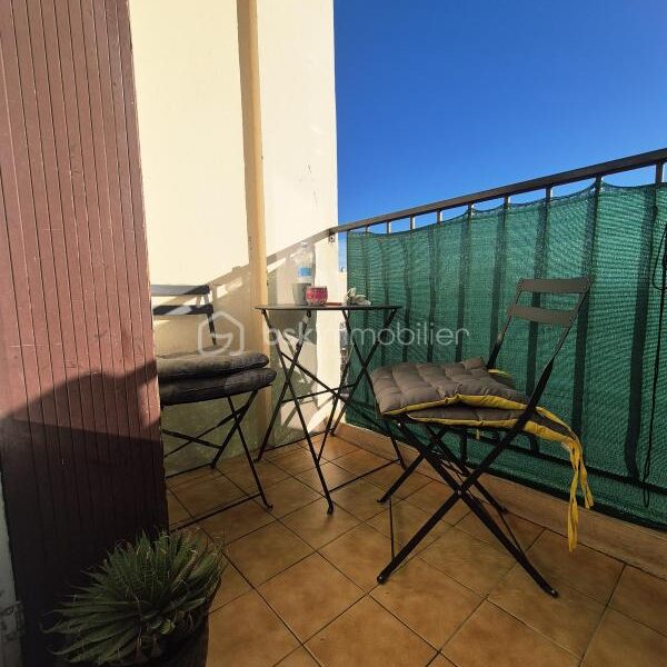 Appartement à vendre à Salon-de-Provence — Vue sur la ville — photo 5