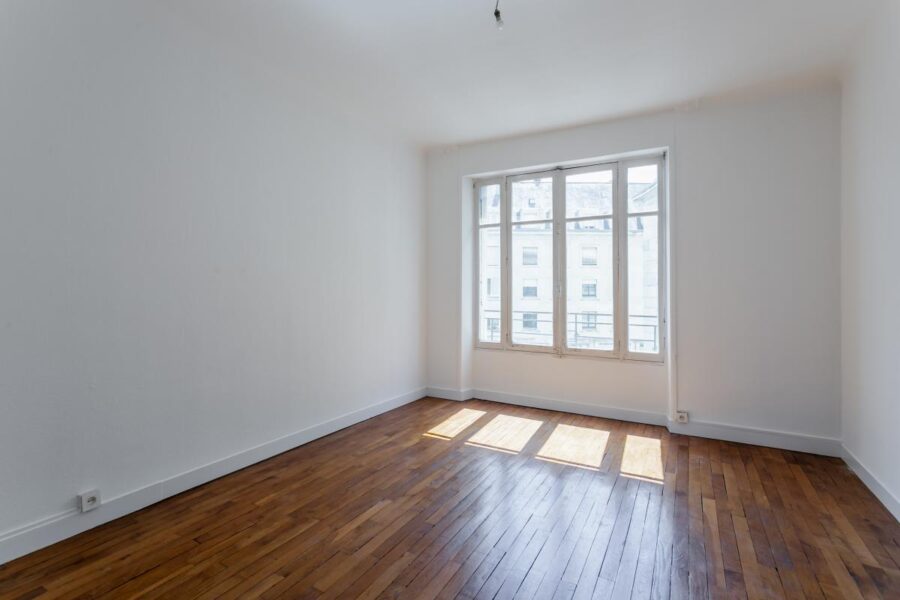 Appartement à vendre à Nantes — Vue sur la ville — photo 5