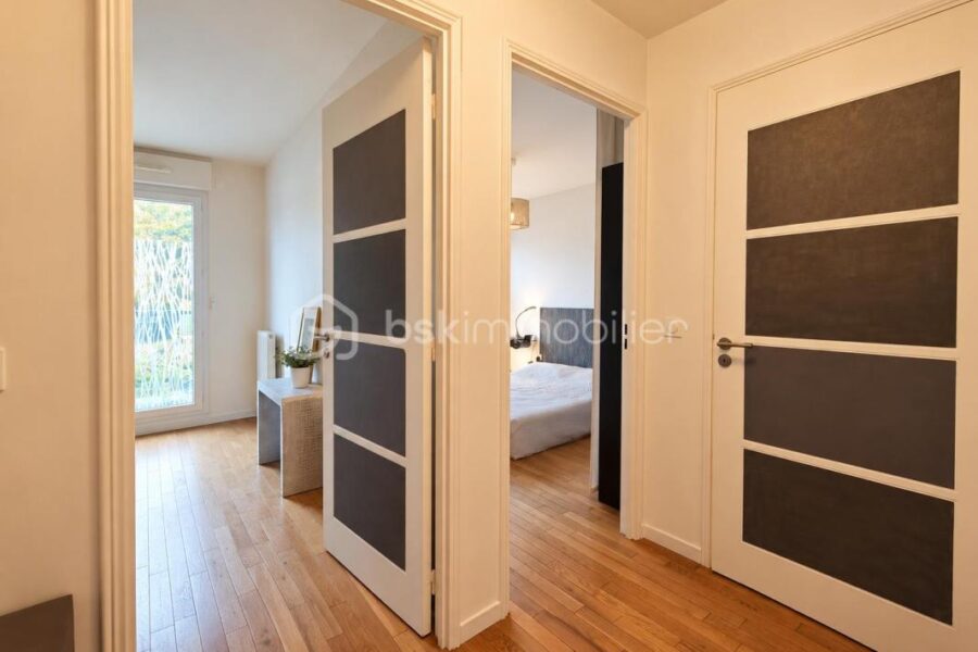 Appartement à vendre à Rueil-Malmaison — Vue parc & jardin — photo 6