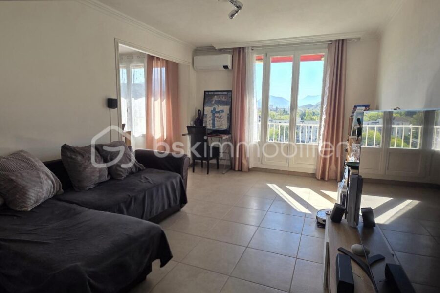 Appartement à vendre à Le Pont-de-Claix — Vue montagne — photo 5