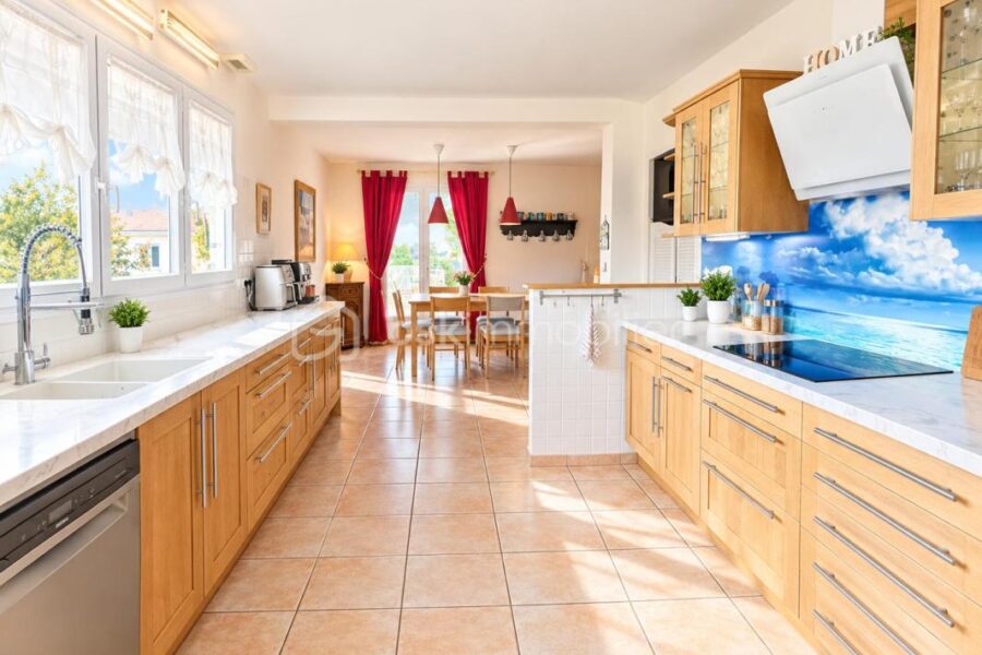 Maison à vendre à Pomeys — Vue dégagée — photo 7