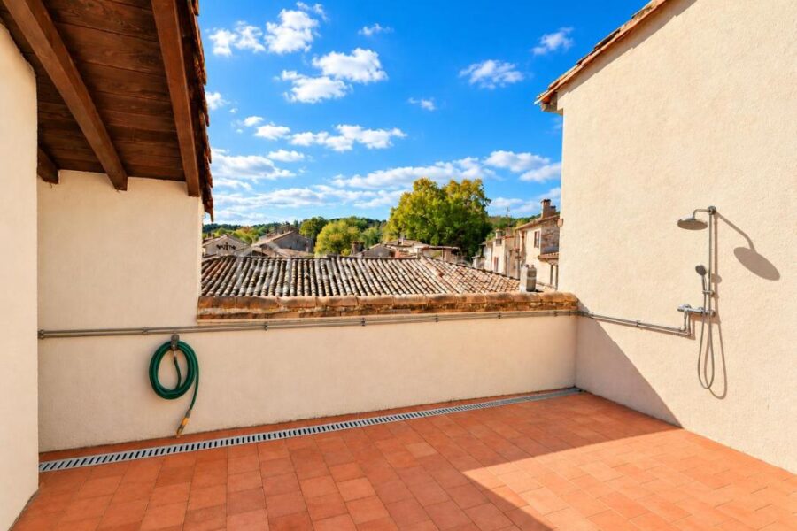 Maison à vendre à Durfort-et-Saint-Martin-de-Sossenac — Vue sur la ville — photo 1