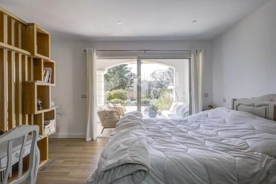 Maison à vendre à Mougins — Vue golf — photo 12