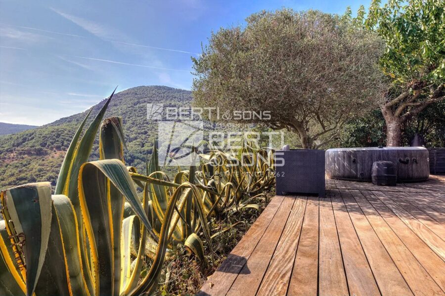 Maison à vendre à Les Adrets-de-l&rsquo;Estérel — Vue mer — photo 10