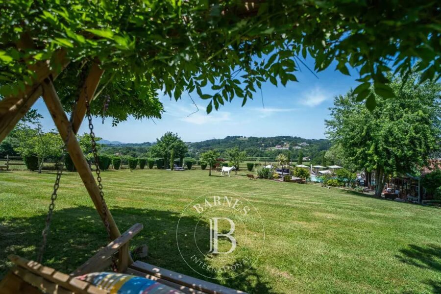 Maison à vendre à Saint-Pée-sur-Nivelle — Vue montagne — photo 25