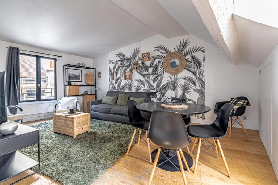 Appartement à vendre à Paris 1er arrondissement — Vue sur la ville — photo 3