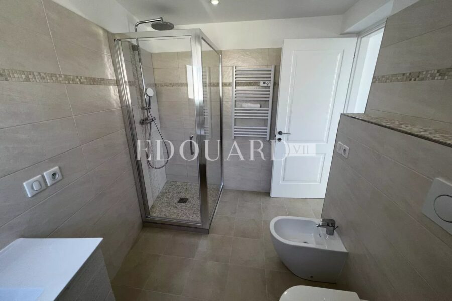 Appartement à vendre à Menton — Vue mer — photo 9