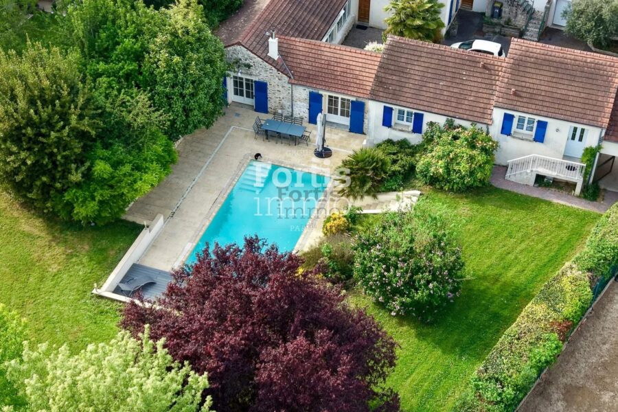 Maison à vendre à Gouvernes — Vue nature — photo 2