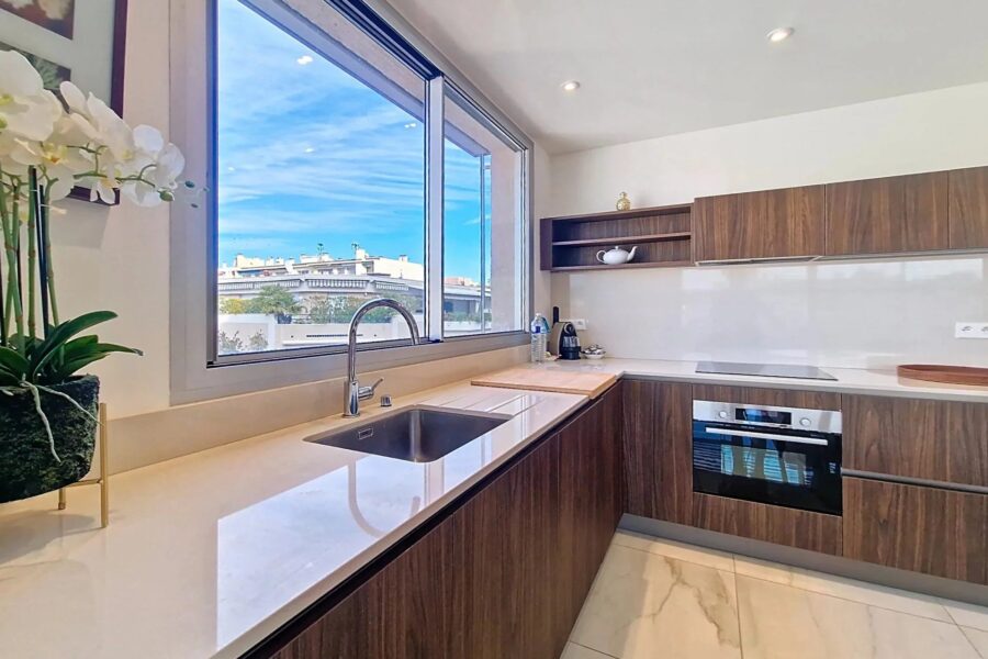 Appartement à vendre à Juan-les-Pins — Vue mer — photo 7