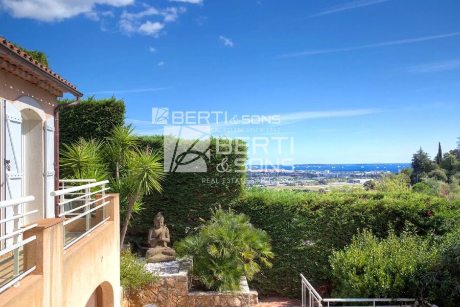 Maison à vendre à Mandelieu-la-Napoule — Vue mer — photo 5