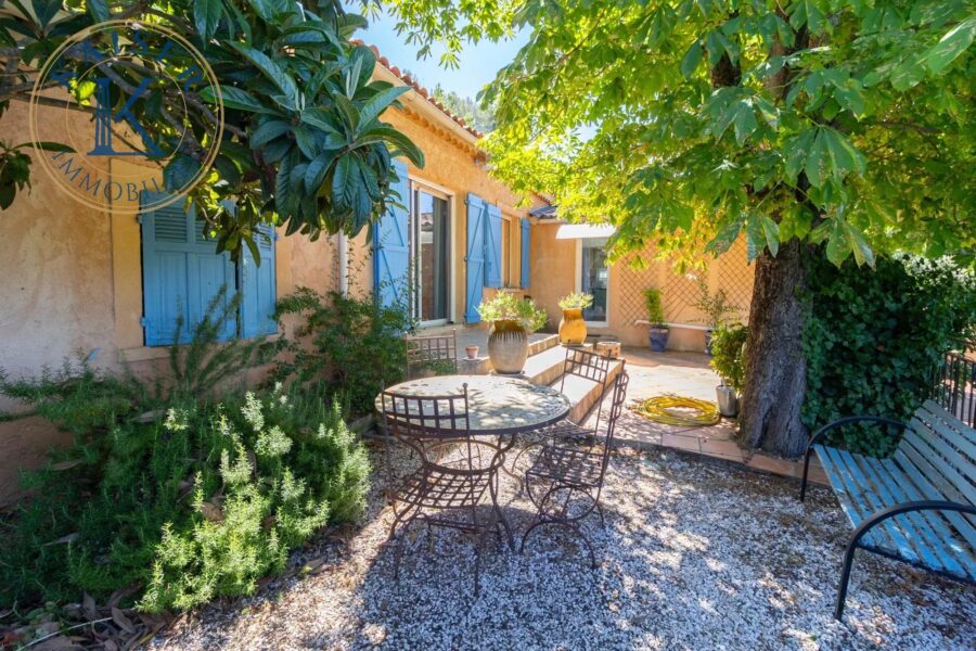 Maison à vendre à Barjols — Vue montagne — photo 8