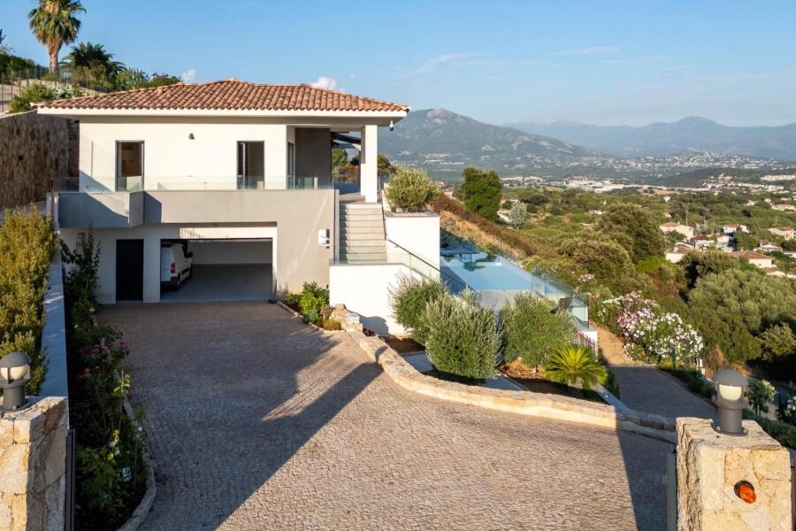 Maison à vendre à Alata — Vue mer — photo 2