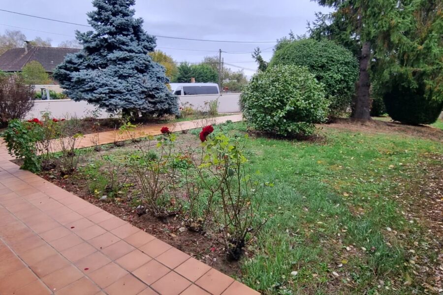 Appartement à vendre à Ballainvilliers — Vue parc & jardin — photo 1
