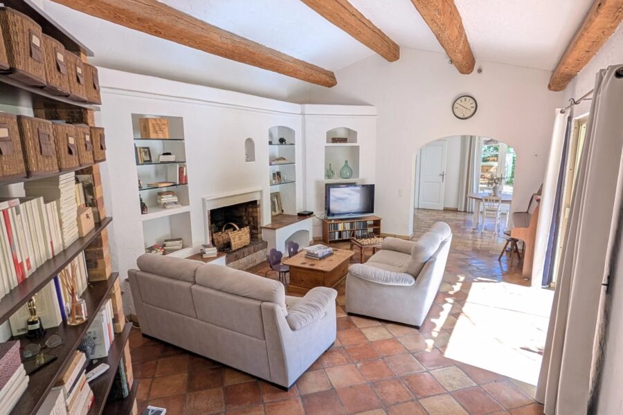 Maison à vendre à Roquefort-les-Pins — Vue nature — photo 10