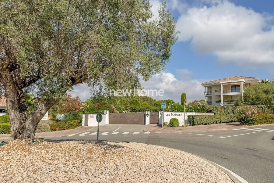 Appartement à vendre à Saint-Raphaël — Vue montagne — photo 16