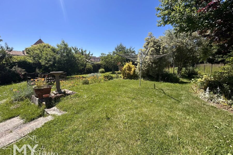 Maison à vendre à Saint-Méard-de-Gurçon — Vue parc & jardin — photo 1